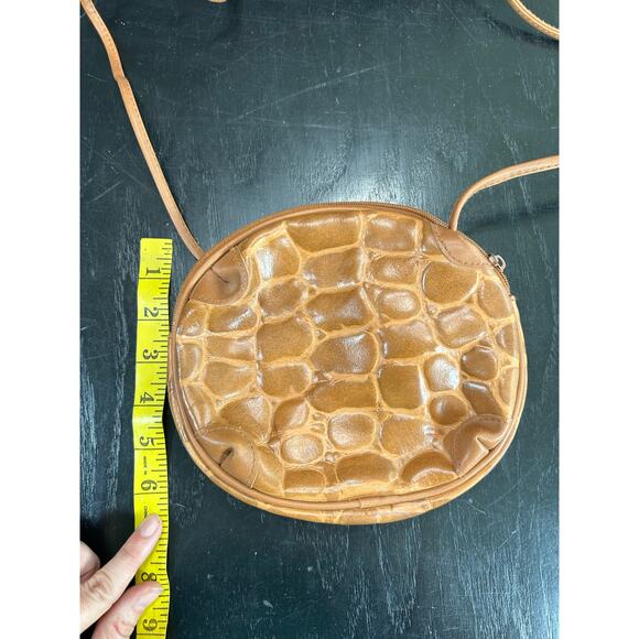 Vtg crossbody bag- faux croc outside round- medium brown- zips- Dovers Brand - Picture 4 of 5